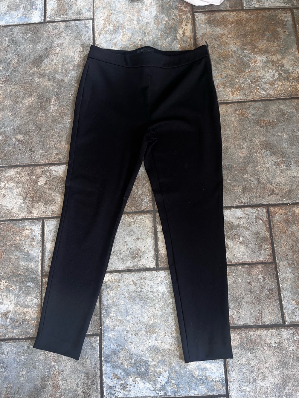 Ann Taylor Black Ponte Pull-On Ankle Pants